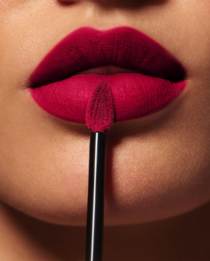 Oap Makl Rougesignature Empowereds Closeup Fair 140 Desired